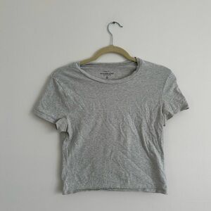 A&F Baby Tee - Grey